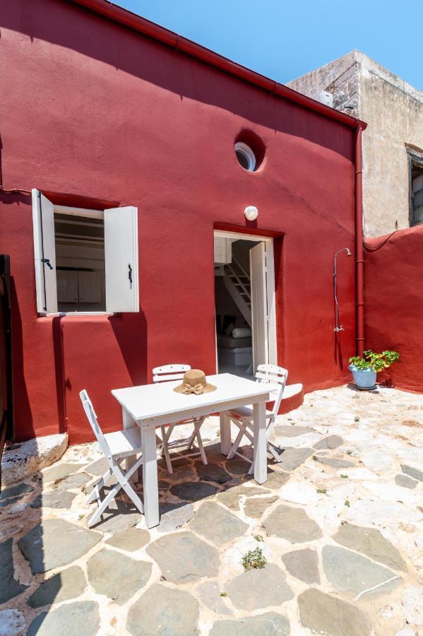 Atlantis Houses Chalki Town エクステリア 写真