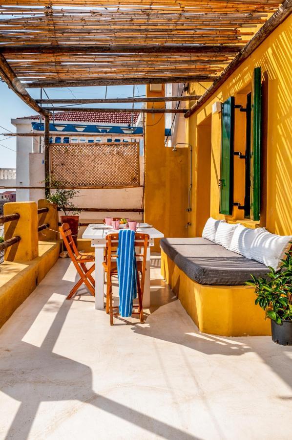 Atlantis Houses Chalki Town エクステリア 写真