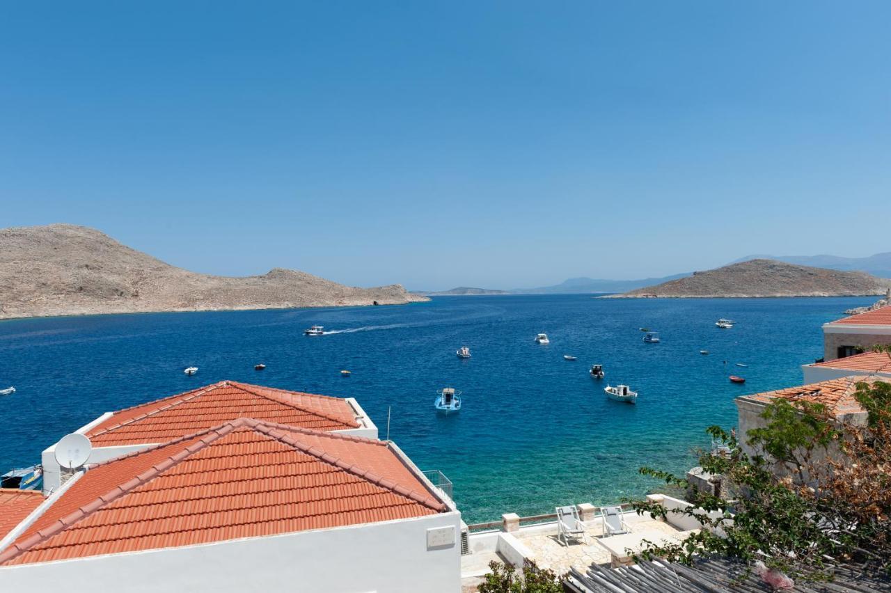 Atlantis Houses Chalki Town エクステリア 写真