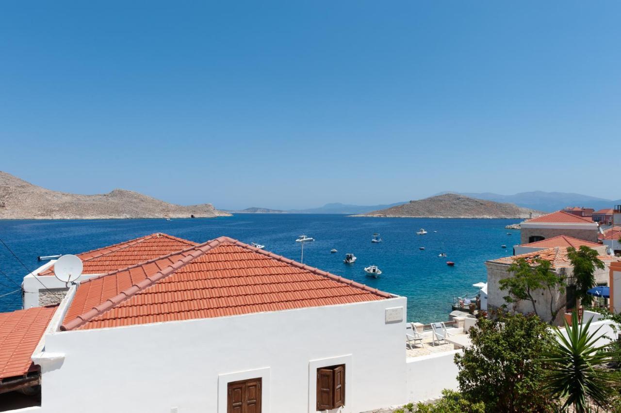 Atlantis Houses Chalki Town エクステリア 写真